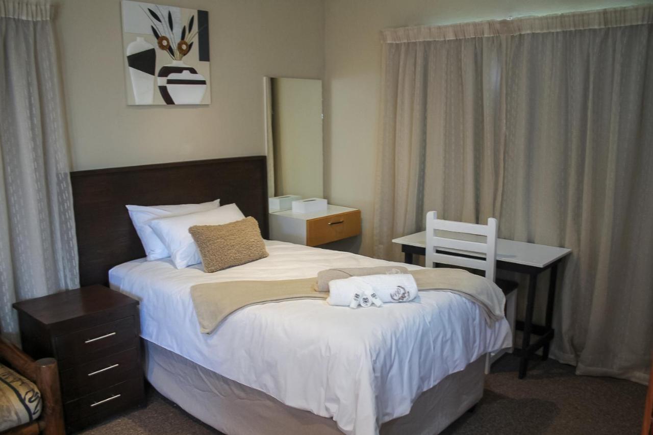 Villa La Sola B&B And Self-Catering Boksburg Extérieur photo
